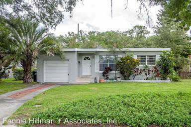 Main picture of 725 Braidwood Ln