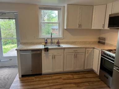 Main picture of 1122 Forest Hills Ave