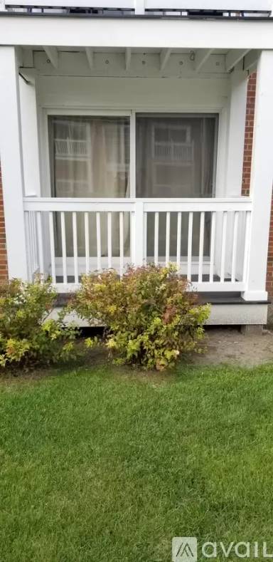 Main picture of 2445 Torquay Ave