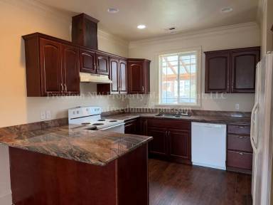 Main picture of 701 Marsh Ave