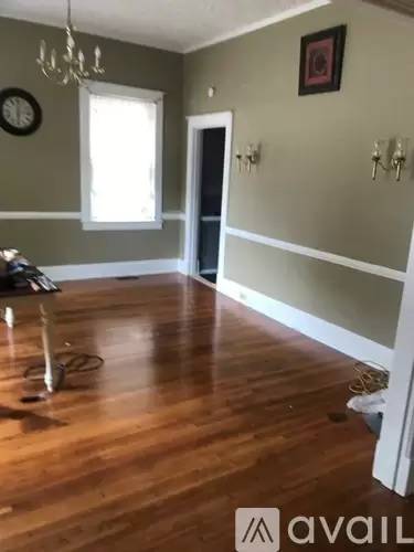 Main picture of 940 Green St