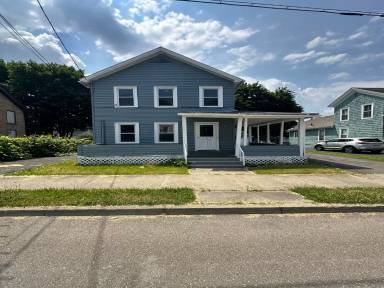 Main picture of 8 Allen St
