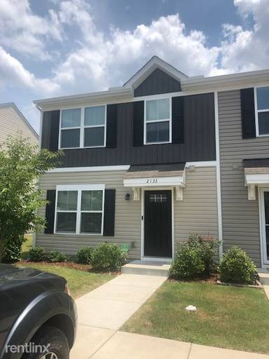 Main picture of 2133 Portway Aly