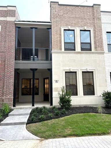 Main picture of 307 Sunset Ln