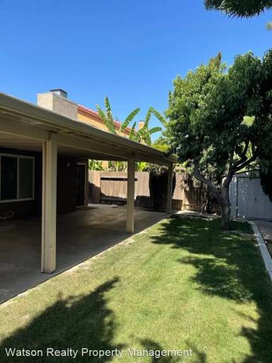Main picture of 6111 Cartagena Ave