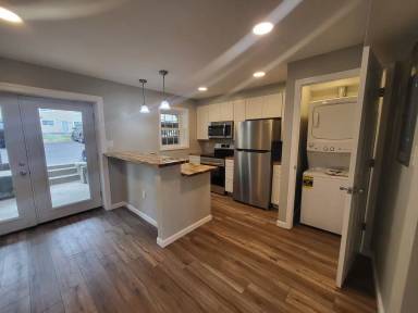 Main picture of 515 Davis St