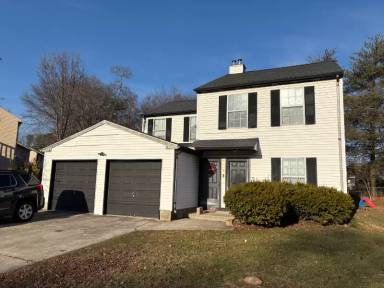 Main picture of 3 Maynard Dr