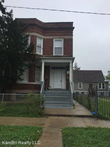 Main picture of 35 W 109th St