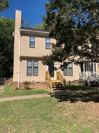 Main picture of 4325 Bayliner Dr