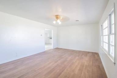 Main picture of 4619 35th St