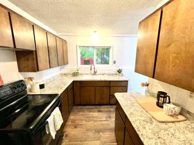 Main picture of 1005 Bloyd St