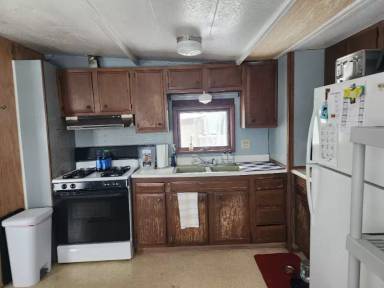 Main picture of 6089 Kennedy St