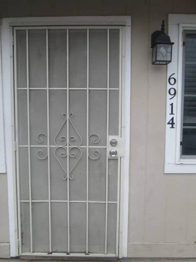 Main picture of 6914 Hall Blvd