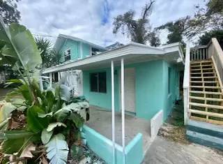Main picture of 91 Live Oak Ave