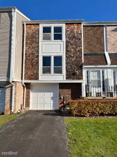 Main picture of 1989 Oxford Ln