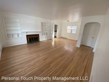 Main picture of 1323 10th Ave S