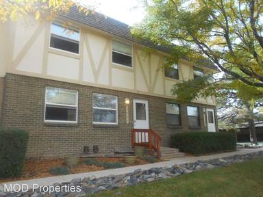 Main picture of 5006 E Hinsdale Pl