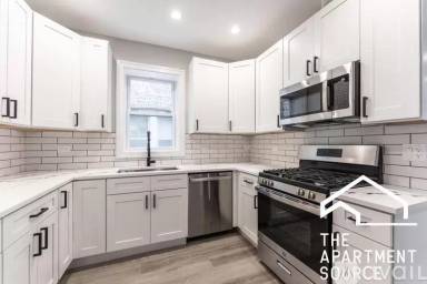 Main picture of 4319 N Francisco Ave