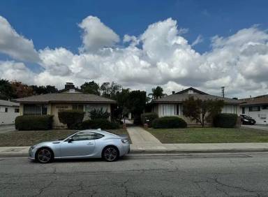 Main picture of 523 S Baldwin Ave