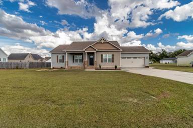 Main picture of 202 Northfield Dr