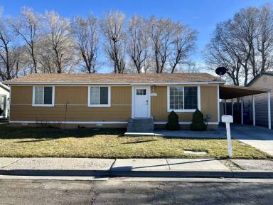 Main picture of 951 Sunrise Dr