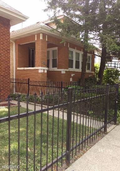 Main picture of 4015 N Monitor Ave