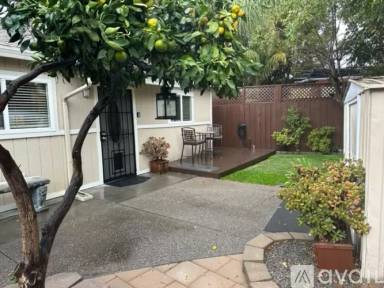 Main picture of 16040 Mateo St