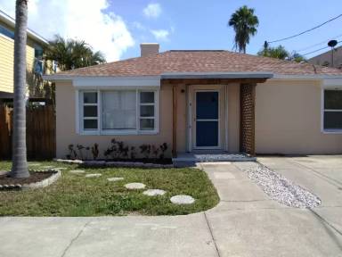 Main picture of 14920 N Bayshore Dr