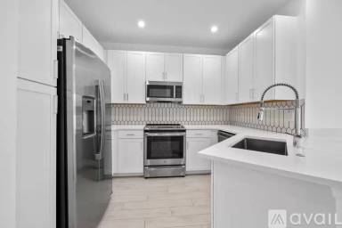 Main picture of 7456 Rockefeller Dr