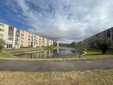 Main picture of 7750 NW 50th St