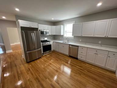 Main picture of 366 Highland Ave