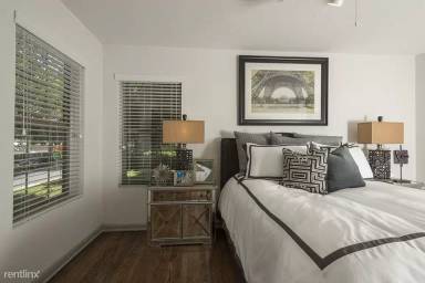 Main picture of Sunset Ridge