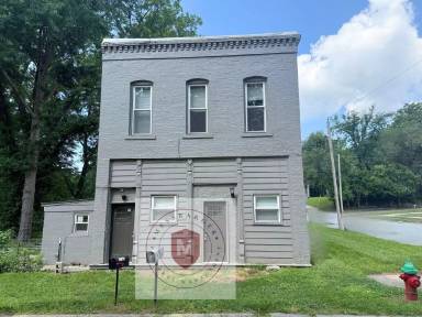 Main picture of 1202 2nd Ave
