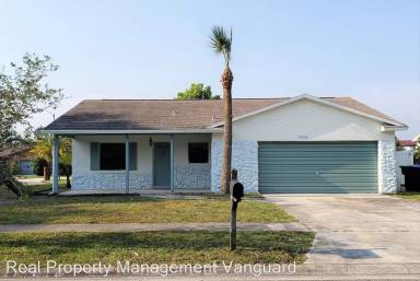 Main picture of 2416 Mace St