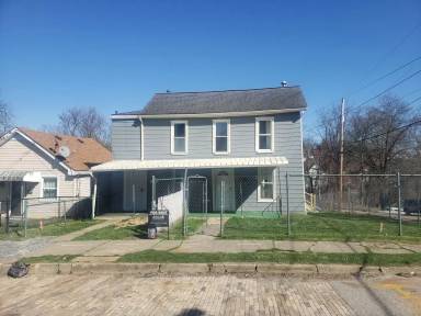 Main picture of 102 Linn Ave