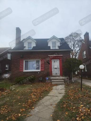 Main picture of 18961 Steel St