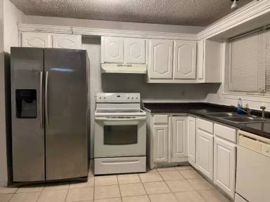 Main picture of 10636 Wessex Dr