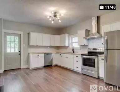 Main picture of 147 W Main St