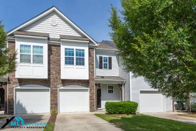 Main picture of 14 Daly Ct