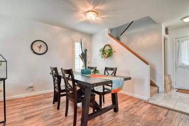 Main picture of 426 Cobblestone Dr