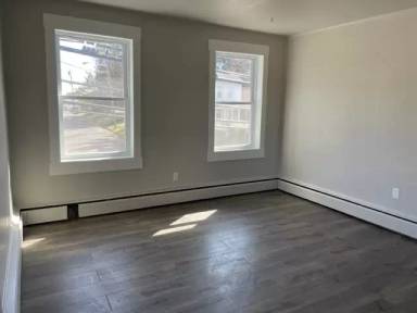 Main picture of 85 Victoria Ave