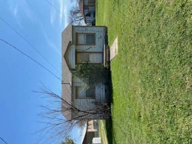 Main picture of 502 N 3rd St