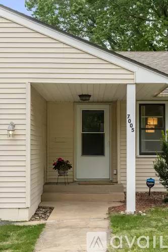 Main picture of 7005 W 23rd St