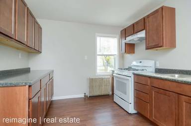 Main picture of 348 Maria Ave