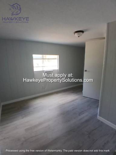Main picture of 414 Senate St
