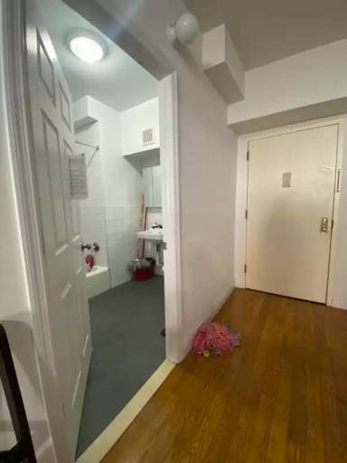 Main picture of 2765 Decatur Ave
