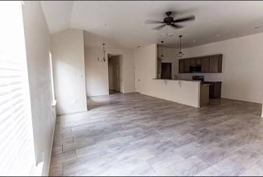 Main picture of 2611 136th St