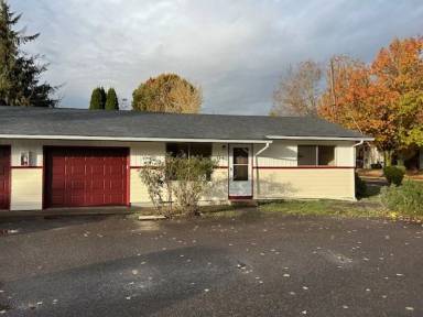 Main picture of 1560 Waverly Dr SE