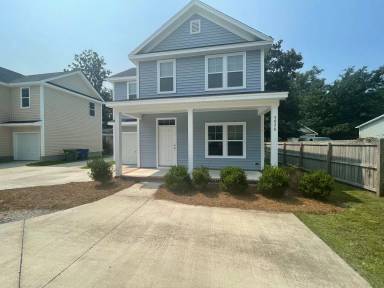 Main picture of 5032 Park Ave