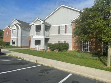 Main picture of Sterling Trace Apartments